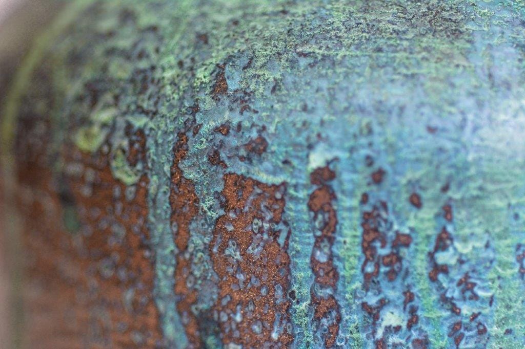 Bronze_Spirit_Vase_5_apres_zoom_Adfields