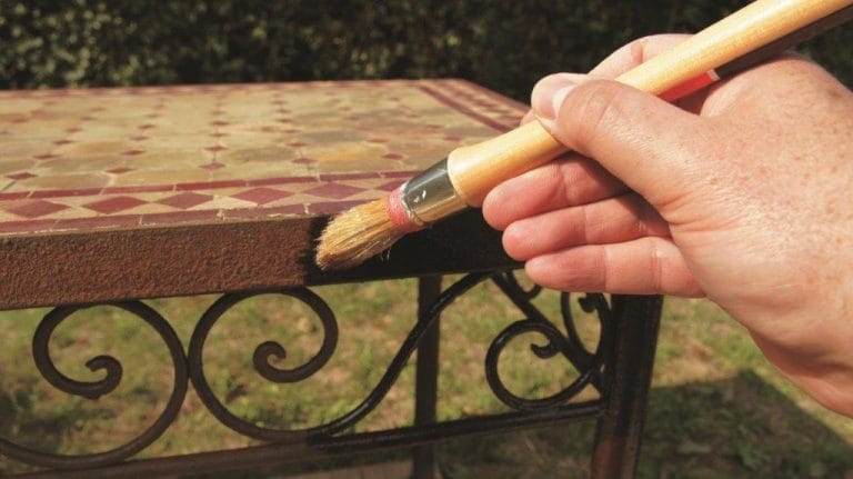 Rustol_table_application3